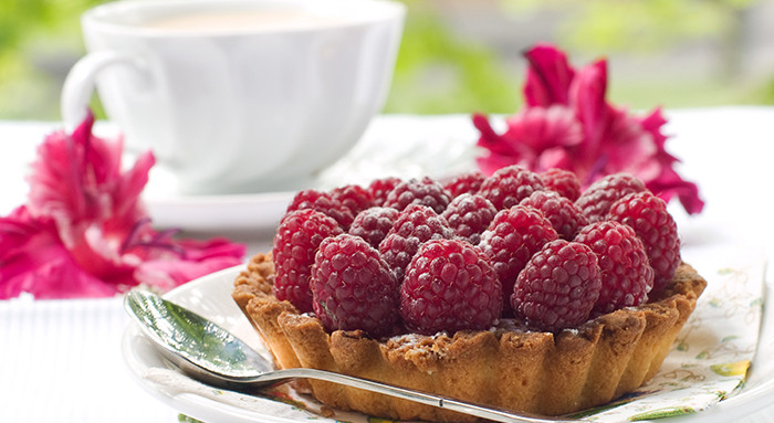 Törtchen mit Himbeeren